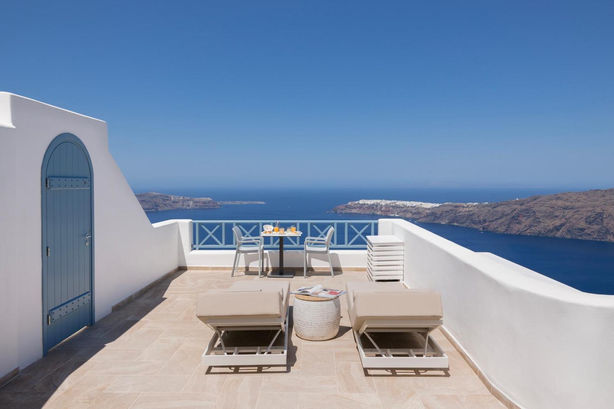 Elite Suite with Outdoor Hot Tub Caldera View